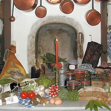 Bed & Breakfast Chateau De Courbelimagne, 3*