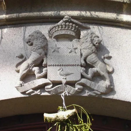 Chateau De Courbelimagne, 3* Raulhac