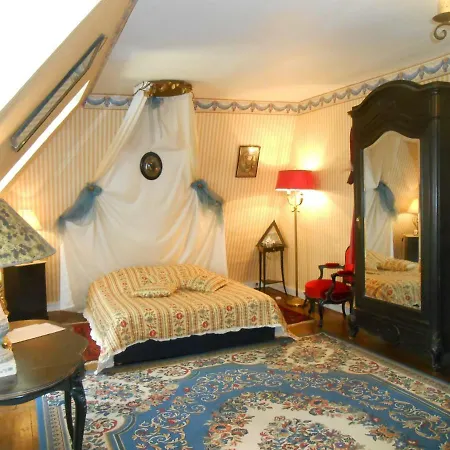 Chateau De Courbelimagne, Raulhac